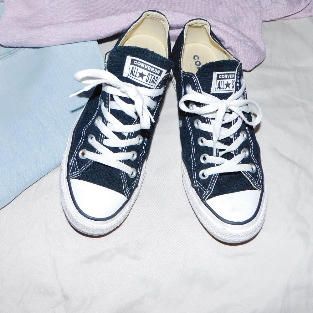 Black Converse